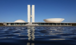 Câmara Aprova Aumento de Deputados de 513 para 531