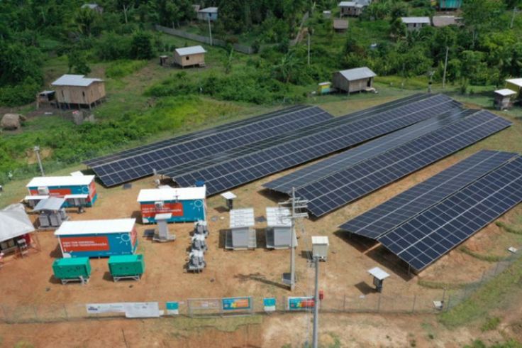 Vila no Acre Revoluciona a Transição Energética com Energia Limpa 24h