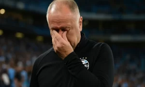 Acidente fatal com familiares de Mano Menezes muda rumos no Grêmio e comove o mundo do futebol