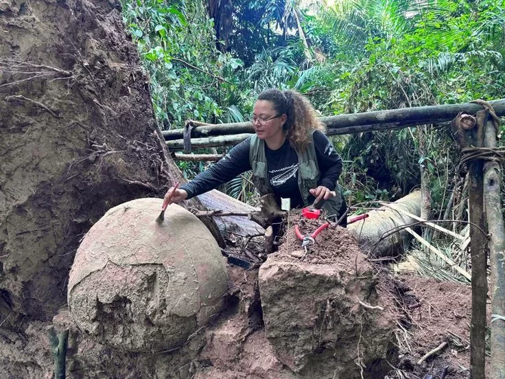 INÉDITO: Urnas Milenares no Amazonas Revelam Segredos de Rituais Indígenas Ancestrais