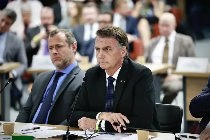 INTERROGATÓRIO: Bolsonaro Nega Plano de Golpe no STF e Promete Depoimento Longo