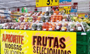 IMPACTO: Tarifa dos EUA faz Carnes e Frutas Reduzirem de Preço no Brasil
