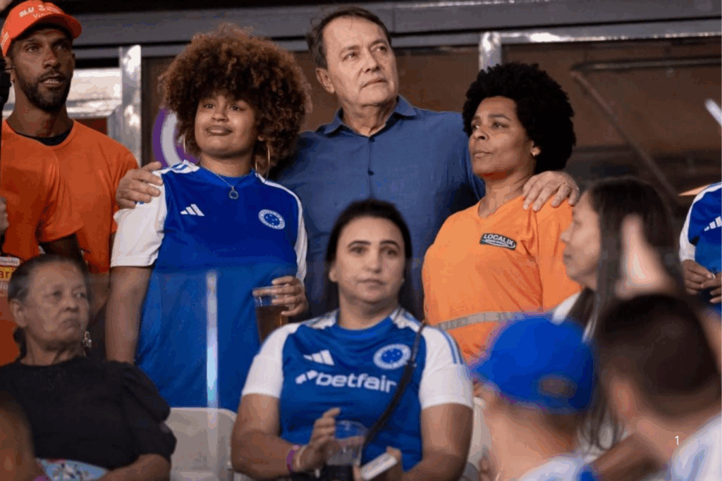 VALORIZAÇÃO:Cruzeiro Faz Homenagem no Mineirão para Família de Gari Morto em Belo Horizonte