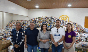 SOLIDARIEDADE: Governo do Acre Entrega mais de 120 Toneladas de Alimentos Arrecadados na Expoacre