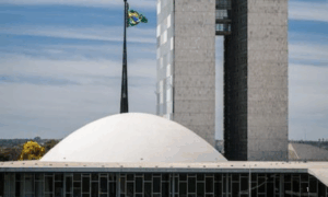 REJEIÇÃO: Senado Arquiva PEC da Blindagem que Ampliava Proteções a Políticos, Após Rejeição Unânime na CCJ
