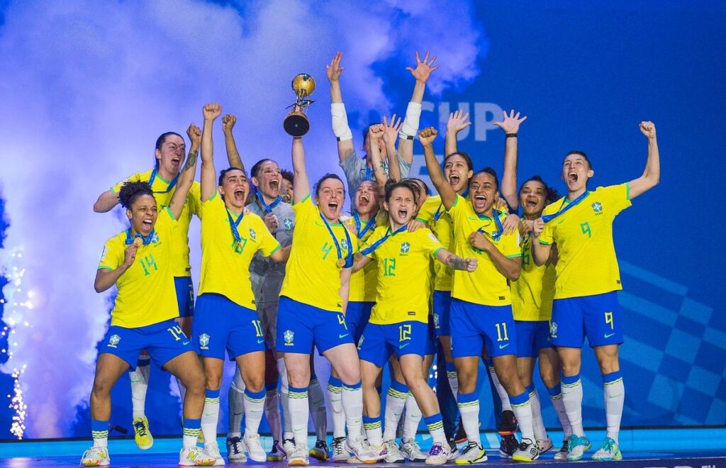 INÉDITO: Brasil Conquista o Primeiro Mundial de Futsal Feminino