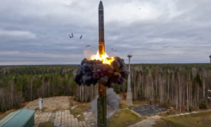 RISCO: Fim do New START Reacende Temor de Nova Corrida Nuclear Entre EUA e Rússia