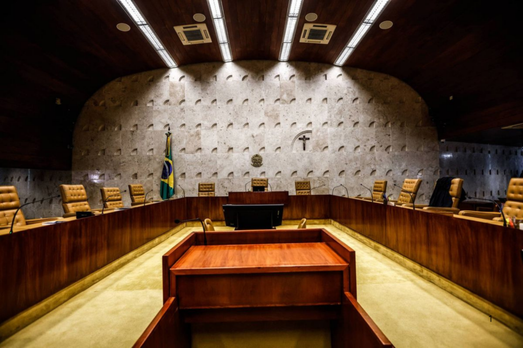 ABUSO: STF Cobra Revisão de Auxílios e Adicionais que Elevam Salários Acima do Teto Constitucional