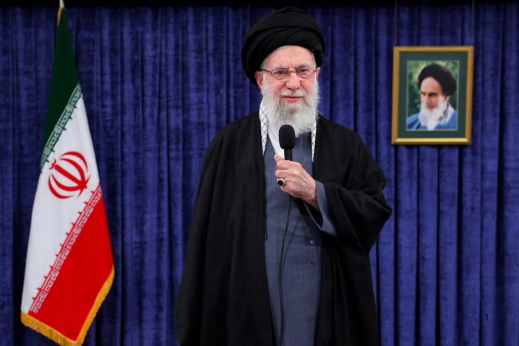 OFICIAL: Líder Supremo do Irã, Ali Khamenei, é Morto em Ataque a Complexo Residencial em Teerã