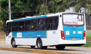 PARALISAÇÃO: Ricco Paralisa 31 Linhas de Ônibus em Rio Branco e Crise no Transporte Coletivo se Agrava
