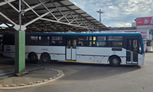 IMPACTO: Ricco Retoma 100% das Linhas de Ônibus em Rio Branco após Paralisação que Afetou Milhares de Passageiros
