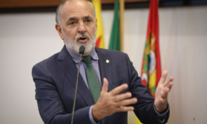 VALORIZAÇÃO: Deputado José Luís Tchê Assume a Presidência da Comissão de Agricultura da ALEAC 
