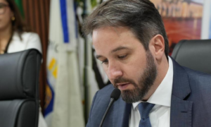 EDUCAÇÃO AMBIENTAL: Vereador Felipe Tchê Propõe Lei para Incentivar Reciclagem nas Escolas Municipais de Rio Branco