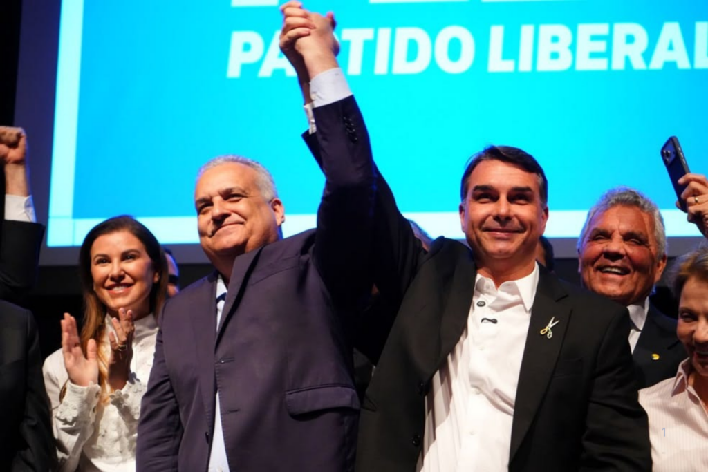 REVIRAVOLTA: Flávio Bolsonaro tem Candidatura Registrada no TSE após Regularização de Filiação ao PL