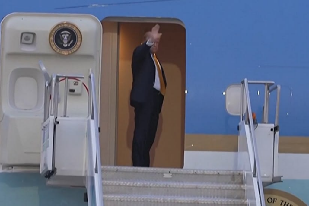SIGILO: Trump Confirma a Operação Secreta por Troca de Avião após Ameaça do Irã à sua Segurança