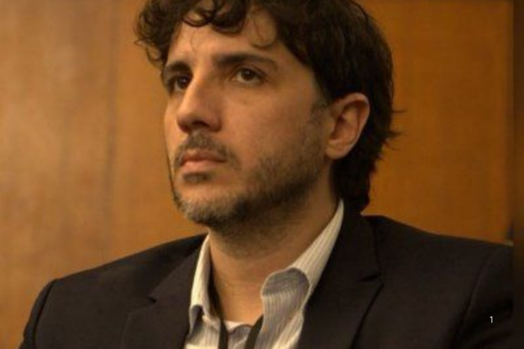 DESCONECTADO: Meta Retira Perfis de Renan Santos após Decisão de Toffoli para Suspender Propagandas Políticas do Candidato
